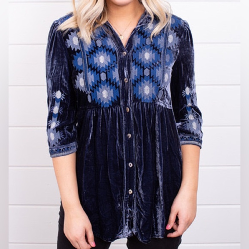 Johnny Was heavily embroidered velvet Naomi smoked shirt/jacket NWT - Picture 5 of 16
